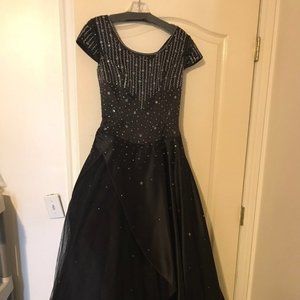 Black Ball Gown Prom Dress Size 8 - image 1